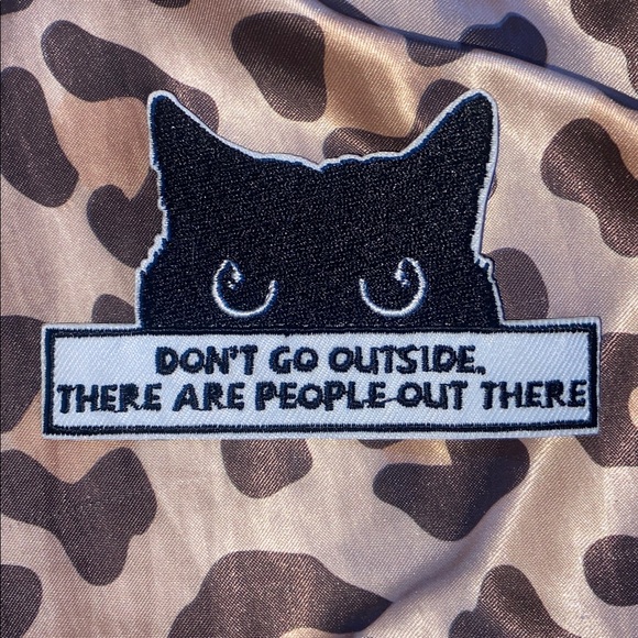 black + white set of 3 iron-on patch set - Picture 4 of 4